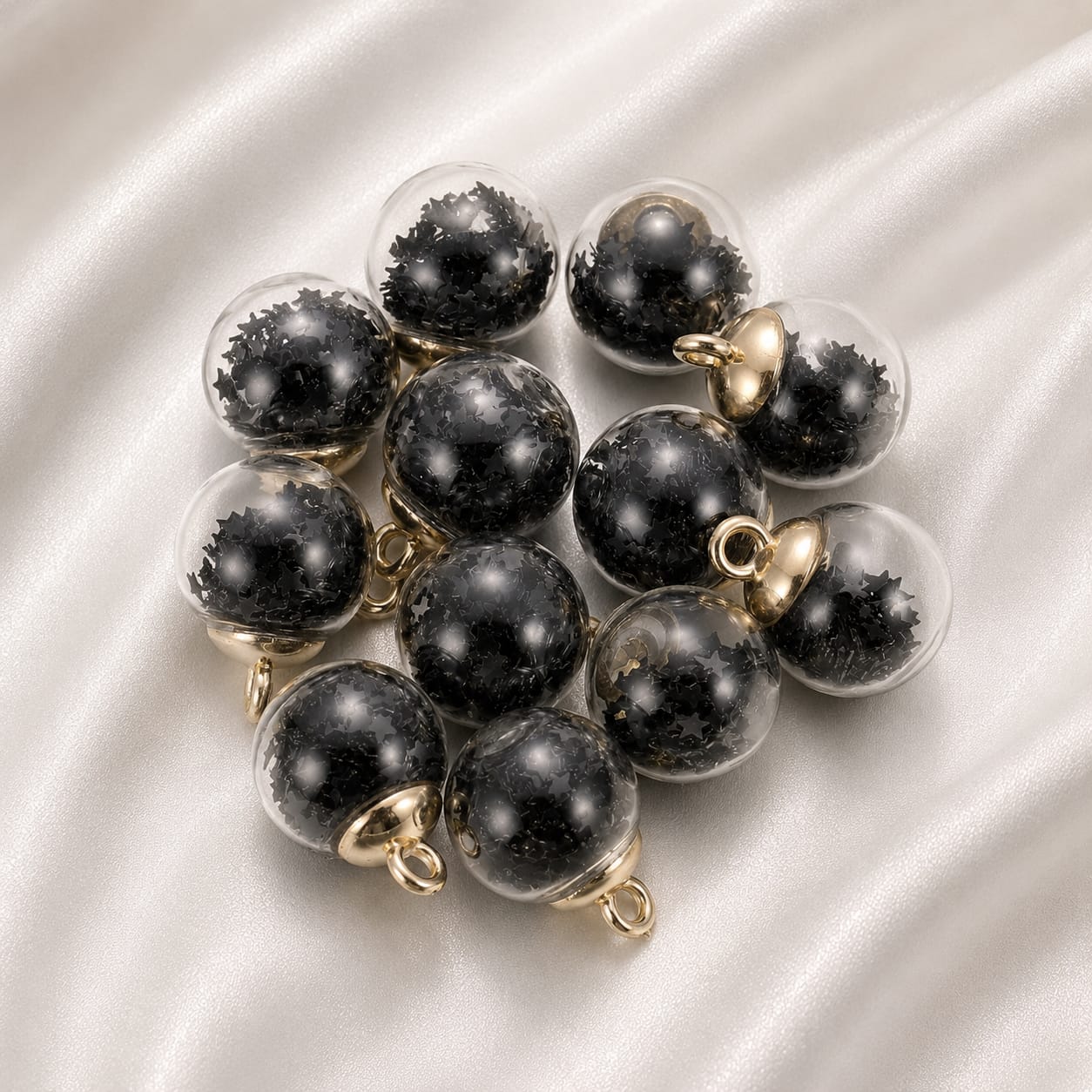 10 pièces de breloques magiques pour bracelets et boucles d'oreilles.