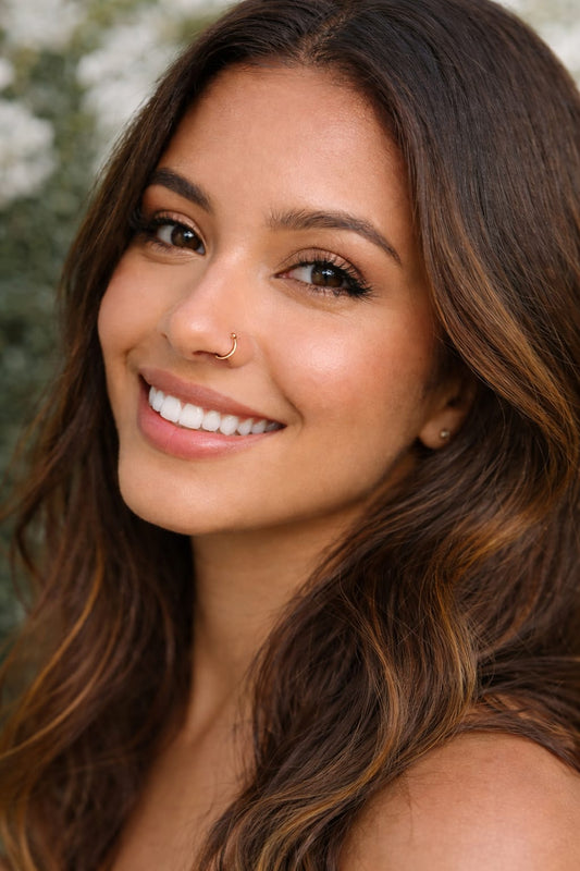 Anneau nez piercing en acier inoxydable médical léger et très résistant.