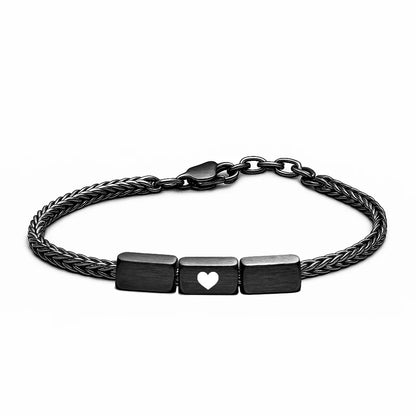 Bracelet en acier inoxydable concu pour conserver durablement votre message personnel
