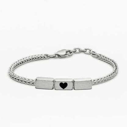 Bracelet personnalisable ideal comme cadeau touchant et symbolique pour une trecher
