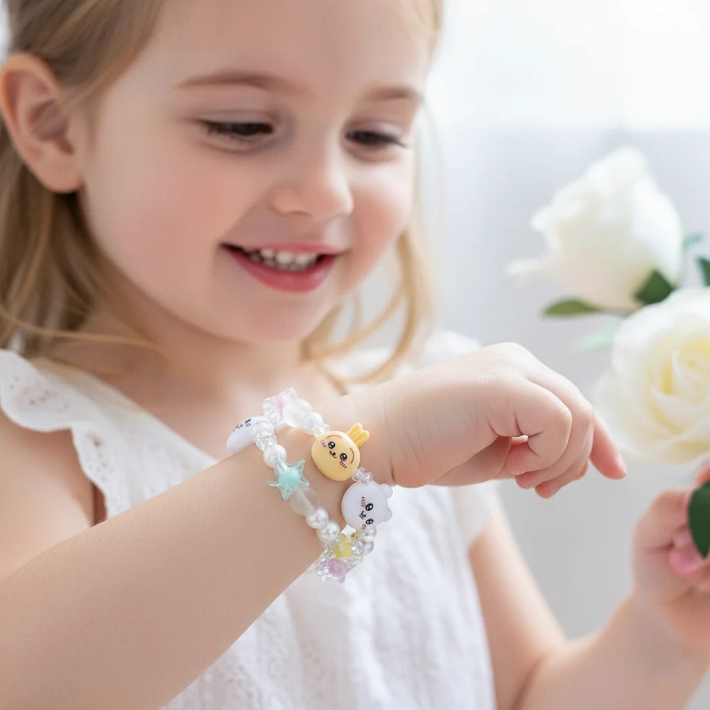 BraceletenfantpersonnaliseprenomavecperlesmulticoloresetmascottesChiikawaadorables