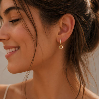 Conche piercing design cœur lumineux au style délicat