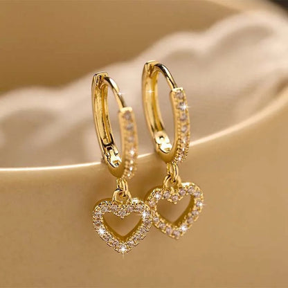 Conche piercing raffiné avec zircons brillants pour oreille féminine