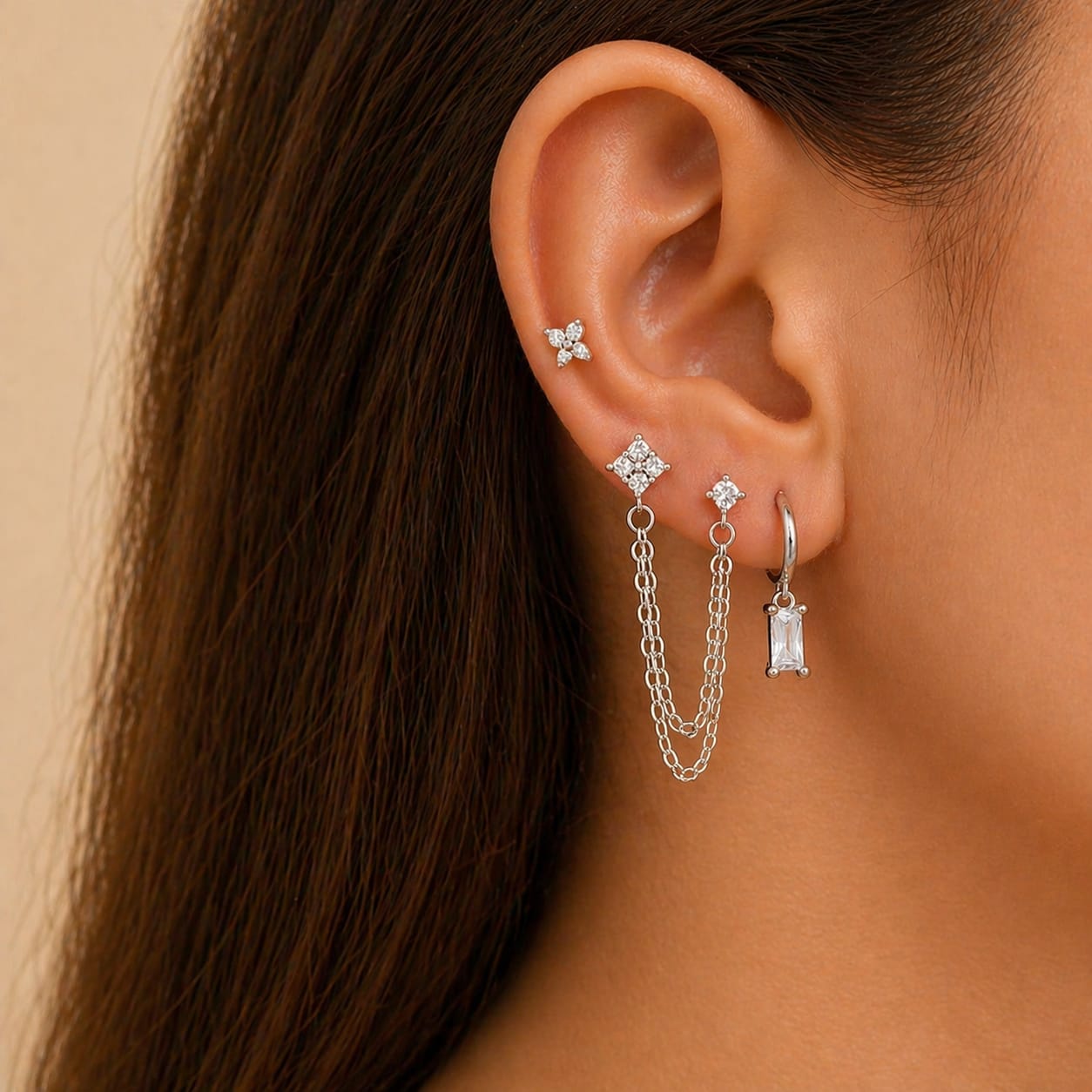 Lot de trois bijoux en acier pour piercing pour hélix.