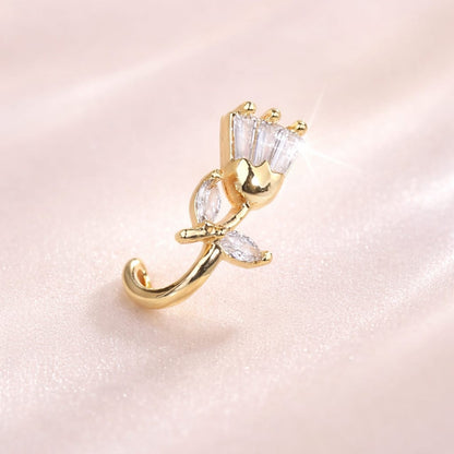Piercing nez anneau ergonomique pour un maintien quotidien confortable.
