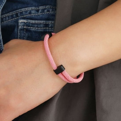 Accessoire leger et confortable  ideal pour etre porte toute la journee