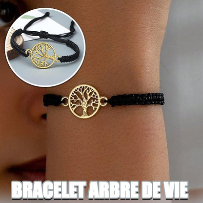 Ce bracelet pendentif arbre de vie allie symbolisme profond et design ajoure elegant pour apporter une touche de positivité a ton style