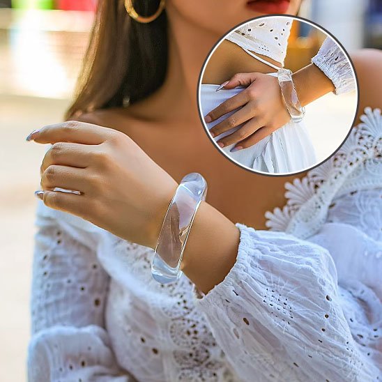 Manchette confortable grâce à ses bordures polies et son design arrondi